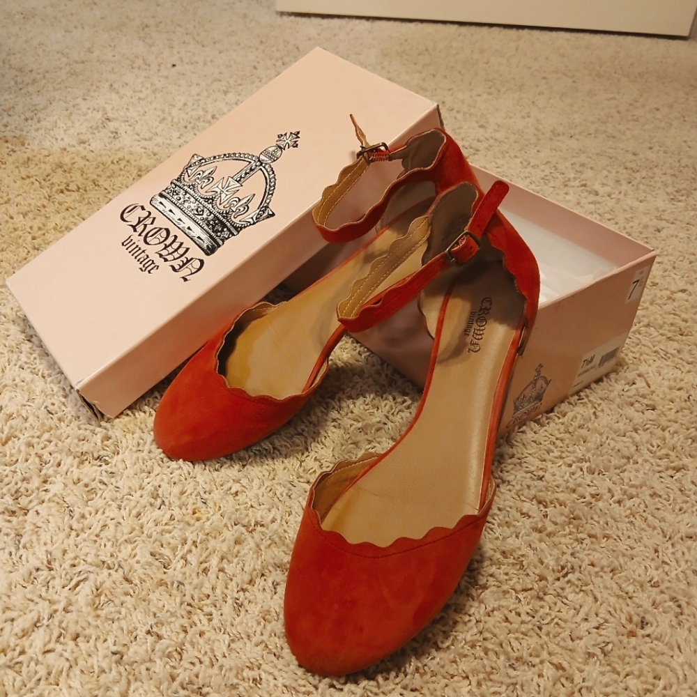 Crown Vintage Suede Flats